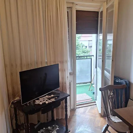 Apartment Cozy In Strahinjica Bana